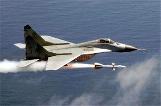 印巴边境上空战机编队飞行瞬间