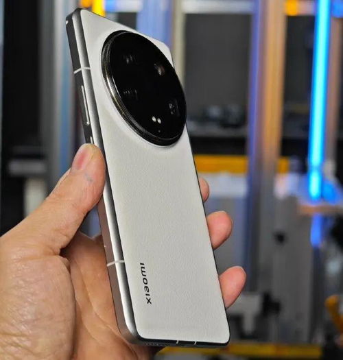 小米14Ultra手机拍摄界面显示水印设置选项