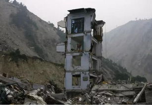 再看依然震撼！17年前空降兵十五勇士惊天一跳