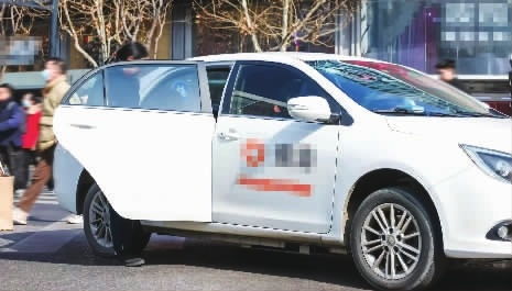 震惊！上海网约车司机偷拍乘客隐私被行拘，网友：防不胜防？