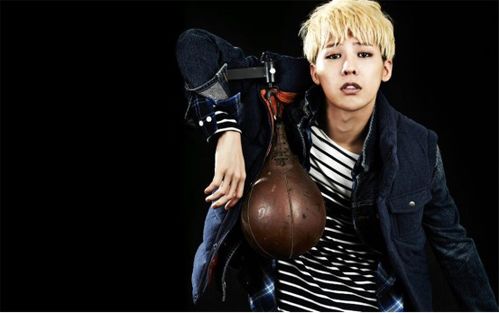 亲眼目睹权志龙坐水晶龙车现身！现场粉丝尖叫到破音，这阵仗太顶了