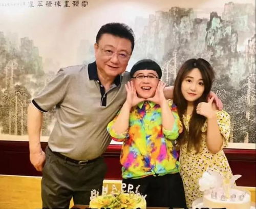 金龟子母女合影照片