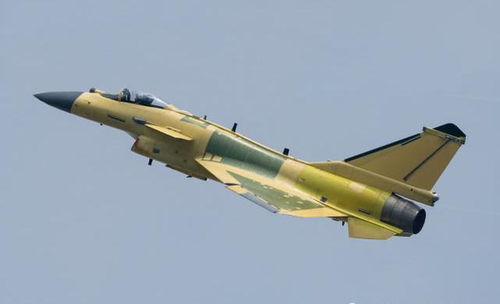 巴民众蹲守拍摄歼10C，背后的故事让人热血沸腾