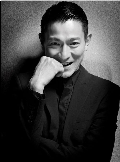 刘德华自曝大减片酬拍戏：为热爱与行业共渡难关