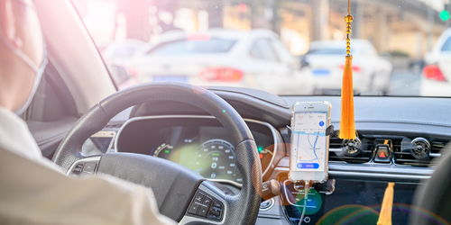 网约车司机正在接受安全培训