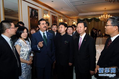 巴总理谢中国时 同传激动到声音颤抖｜中巴情谊再升温，背后的故事令人动容