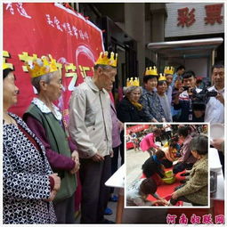 母亲参与社区手工钩织活动