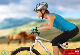孙明慧骑自行车锻炼