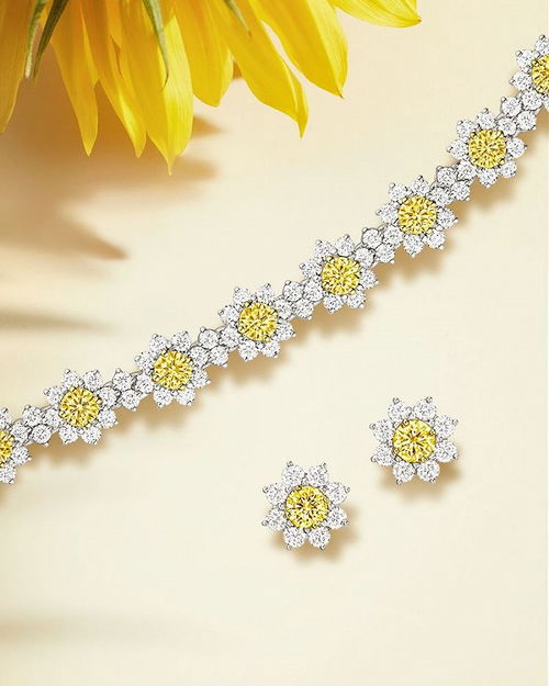 现代珠宝与传统图案结合的设计作品