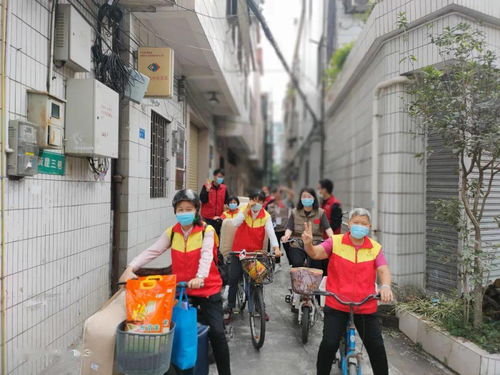 京东秒送骑手穿梭街头