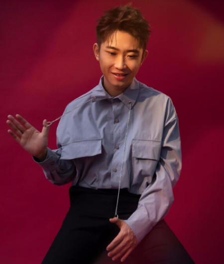 李俊鹏旧照网络图片