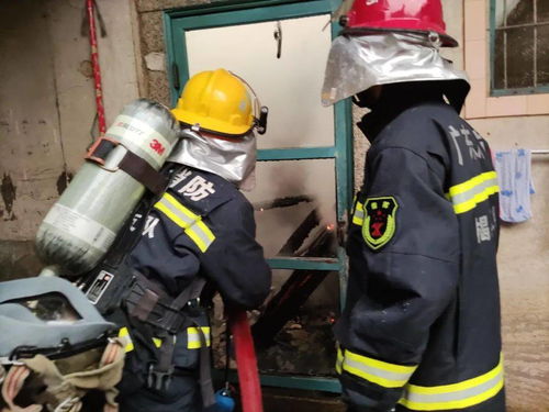 悉尼的海深不过父女情：一位消防员父亲与女儿的跨国思念