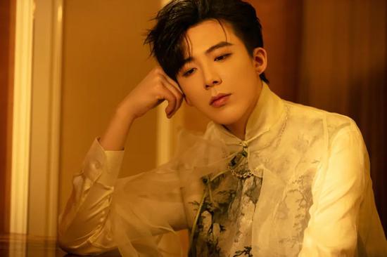 刘宇宁日常街拍