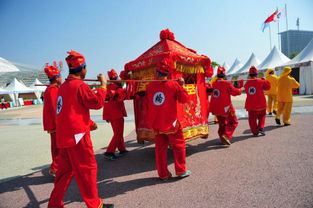 张家界轿夫抬轿子