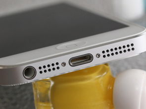 手机与笔记本电脑促销页面截图