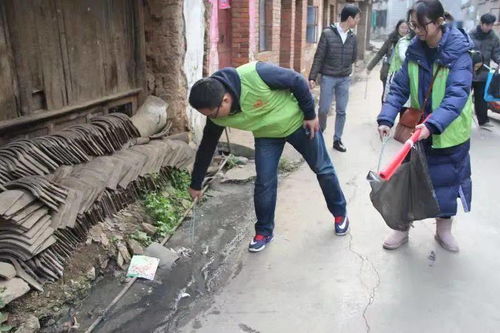 年轻人参与志愿活动