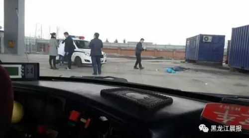 网友调侃北京桥下堵车事件