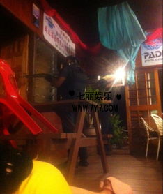 警方调查绑架案现场