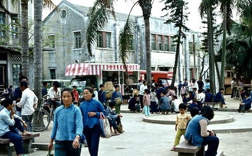 深圳同乐街的老照片与现状对比图