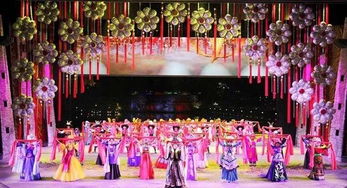 大型实景演出《凤飞羌舞》现场表演图