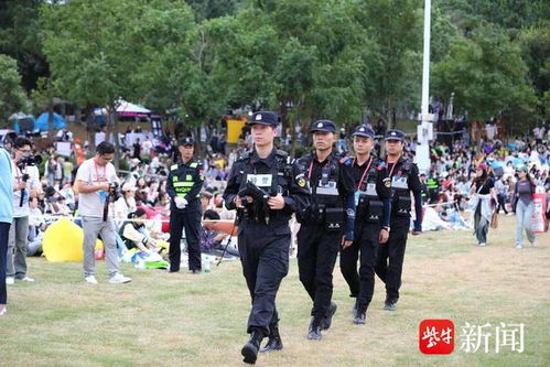 警察节日期间执勤
