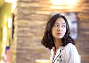 赵甲第与三位女主角同框画面