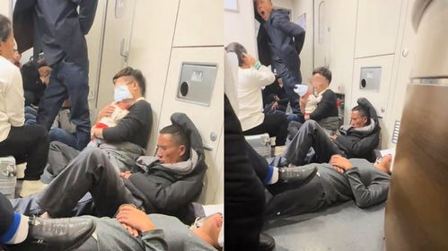 幸福的一家五口合影