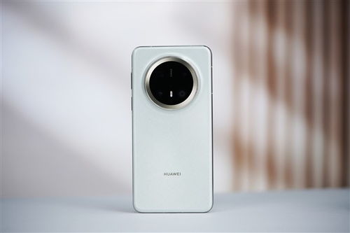 华为HarmonyOS 5界面展示图