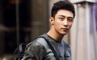 张凌赫和迪丽热巴在综艺中一起大笑