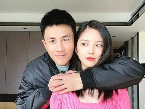 王灿日常生活的温馨瞬间