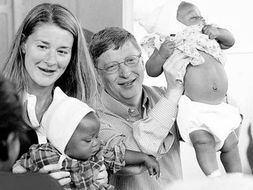 盖茨基金会工作人员在非洲工作