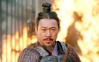 魏延拈弓搭箭射曹操