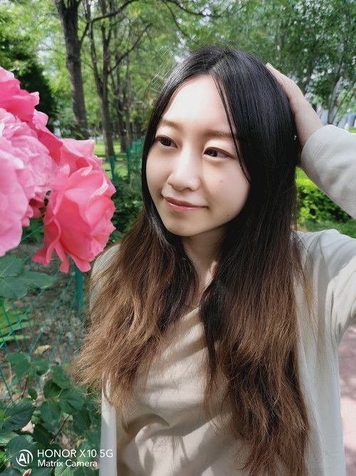 荣耀400拍摄的人像照片示例