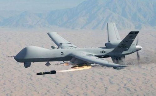 现代空战中的无人机与预警机协同作战场景