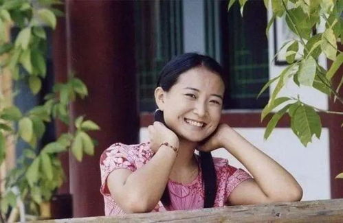 贾玲暴瘦前后的对比图