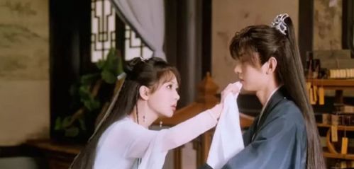 杨紫与成毅在《沉香如屑》中的对视镜头