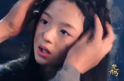 黄杨钿甜父亲已辞去公职8年，背后故事引热议