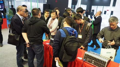 品牌活动现场观众互动场景