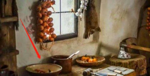 李子柒在厨房里做饭