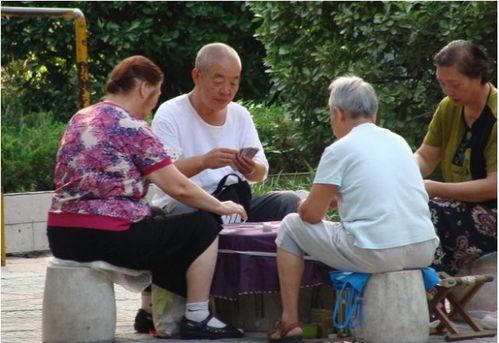 一位老人在分享会落泪