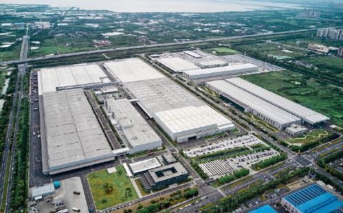 理想汽车工厂生产线实景图