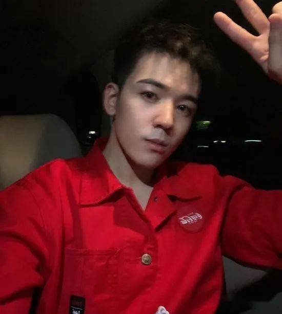 仝卓直播画面截图