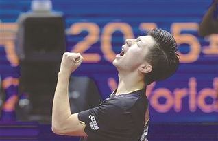 马龙与年轻球员击掌庆祝