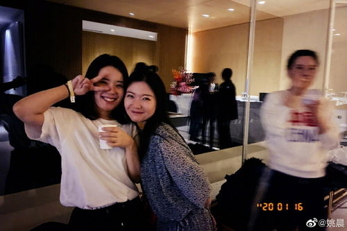 一家人温馨合影