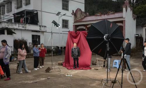 博主拍摄折腰挑战视频现场