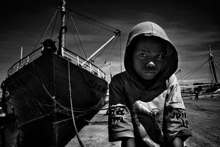 旧时代家庭生活黑白照片