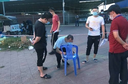 42岁软件工程师，因AI裁员送外卖维生：千份简历石沉大海的真实人生