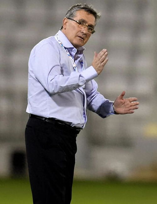 国足主帅伊万合同面临终止？足协两手准备曝光，球迷热议