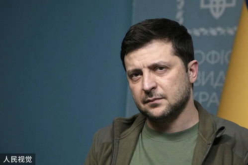 泽连斯基在基辅接受媒体采访