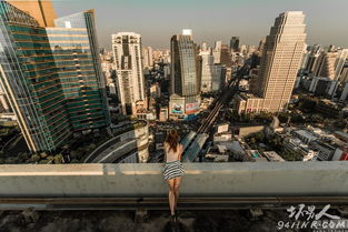 拍到了比高铁站更高的“脊梁”｜抖音热搜背后的感人故事